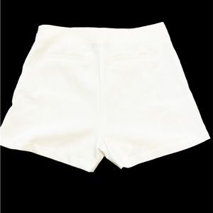 It has two pockets in the back